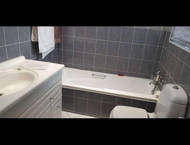 4 BEDROOM HOUSE FOR SALE IN GLENVISTA